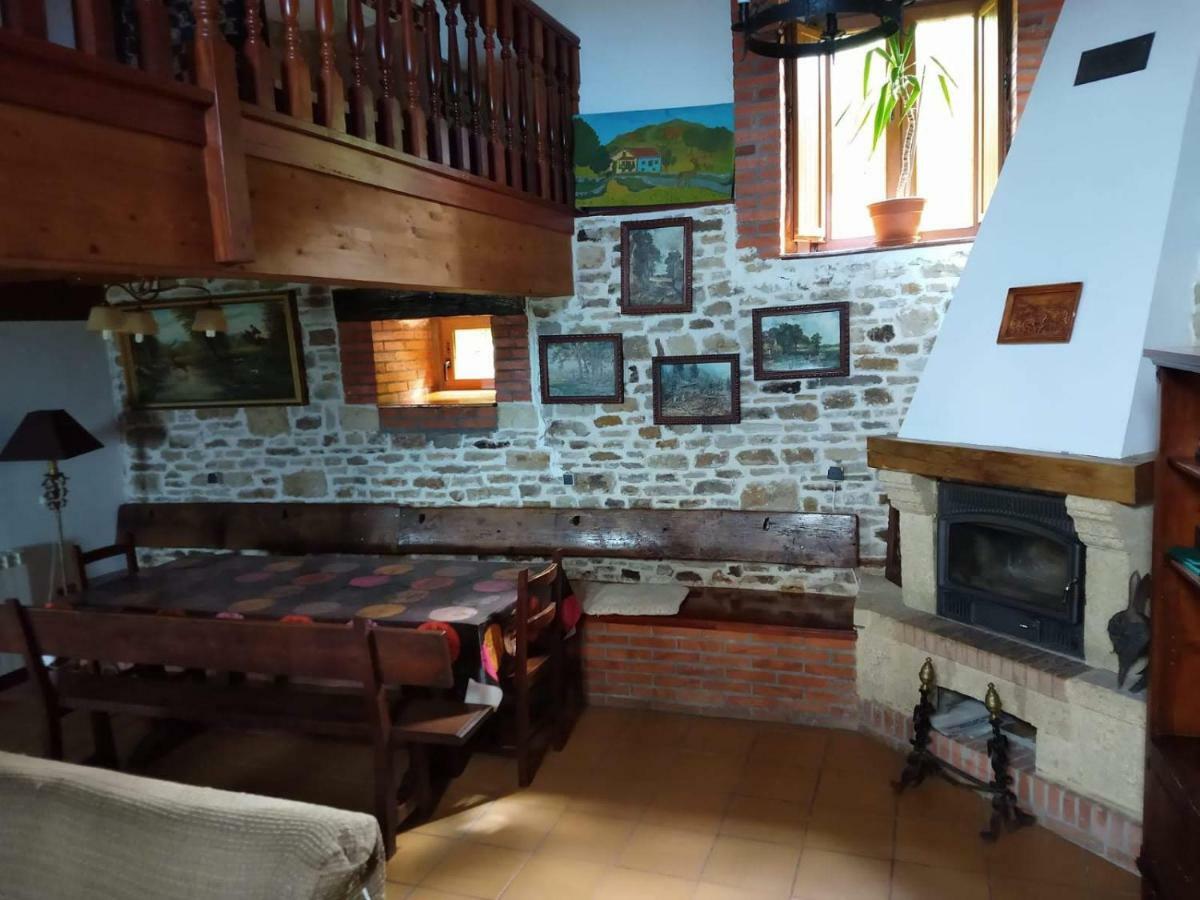 La Casa Del Acebal Pension Solorzano Buitenkant foto
