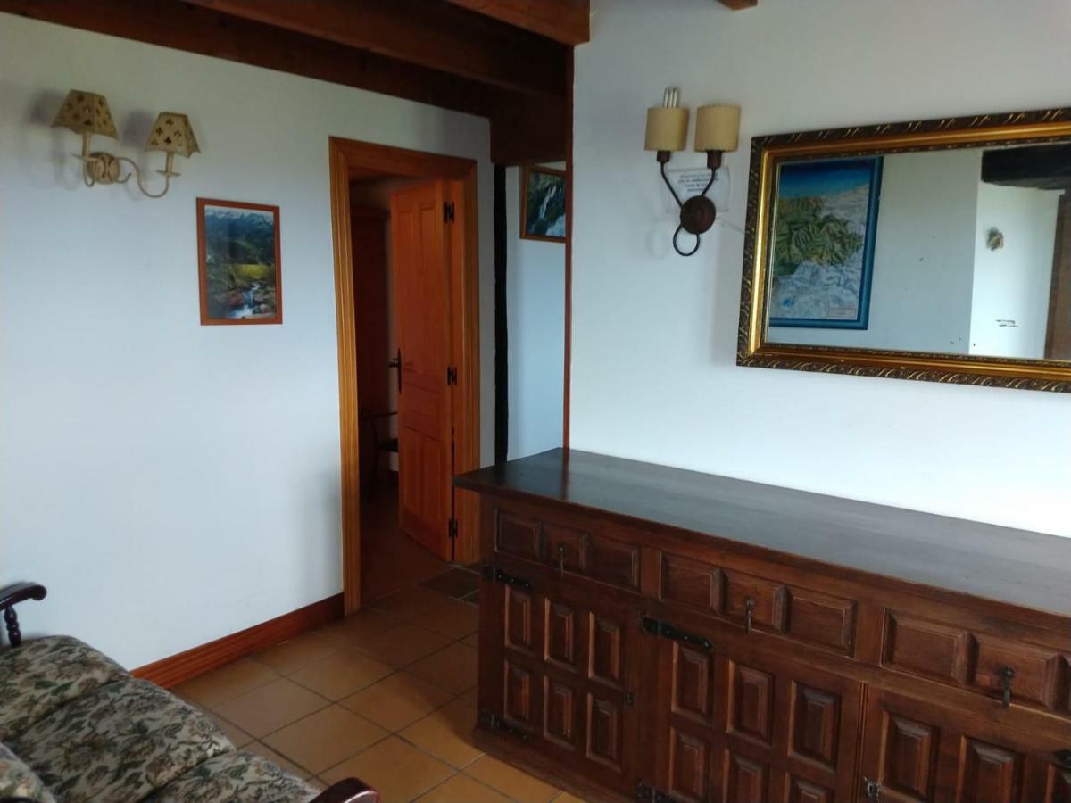 La Casa Del Acebal Pension Solorzano Buitenkant foto
